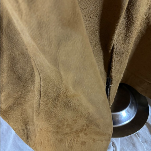 Elegant Men's Brown Suede Blazer - Picture 11 of 15